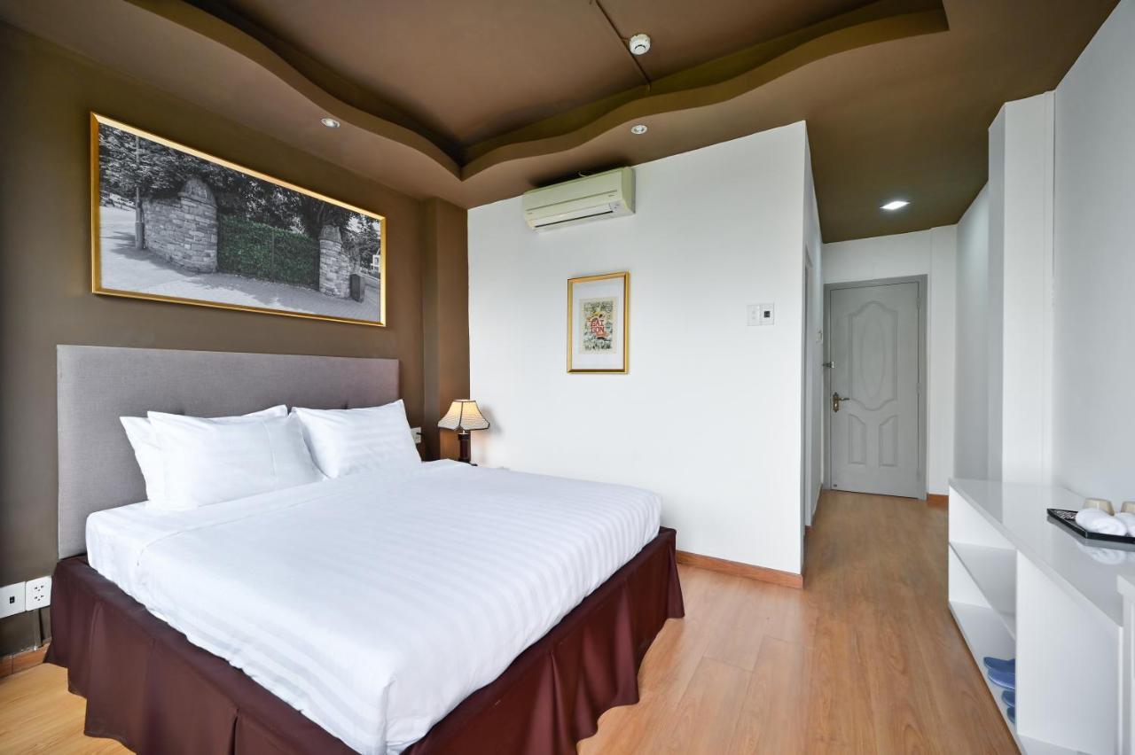 The Noble Swan Wood Park Hotel Хошимин Экстерьер фото